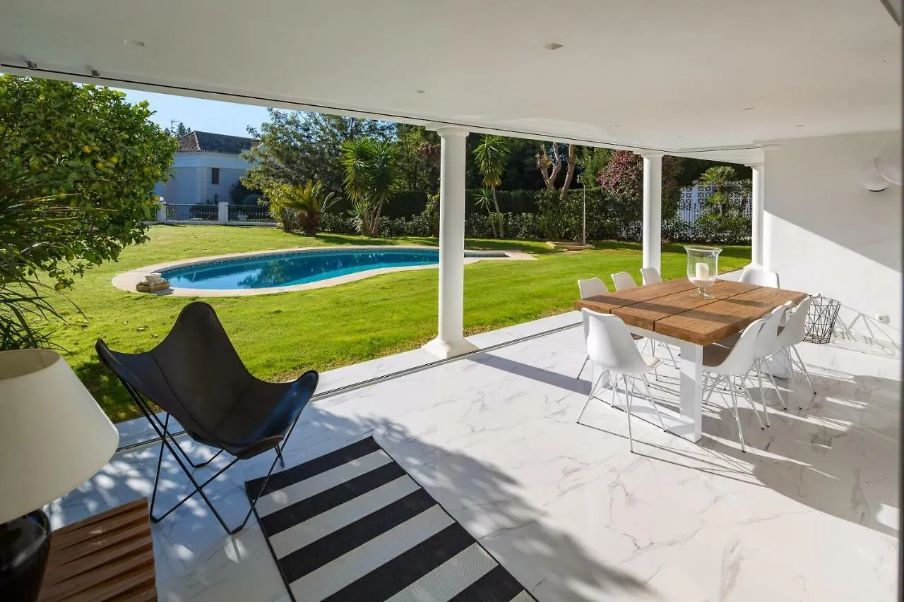 Family Villa Altos Reales Marbella 0*,  Spain