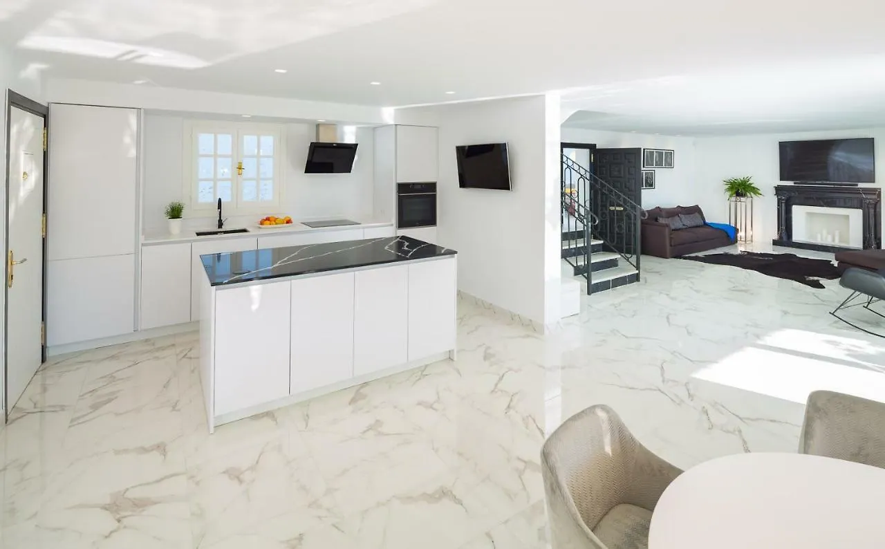 Family Villa Altos Reales Marbella Spain
