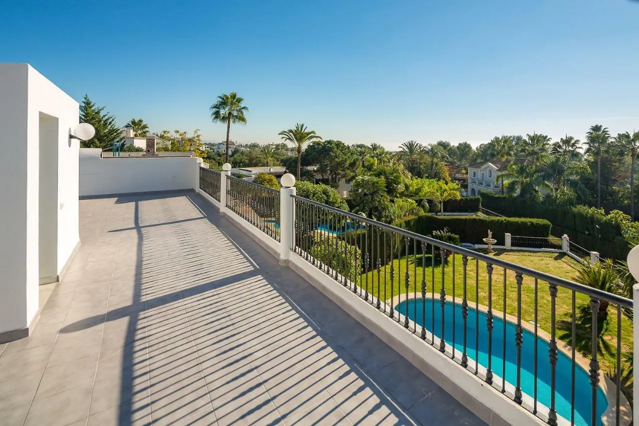 Family Villa Altos Reales Marbella 0*,
